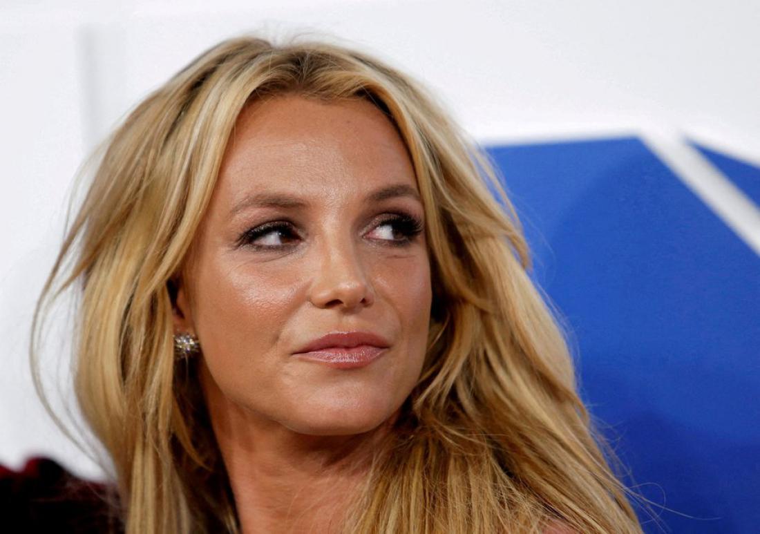 Britney Spears ostala brez sinov: Z očetom se selita na Havaje