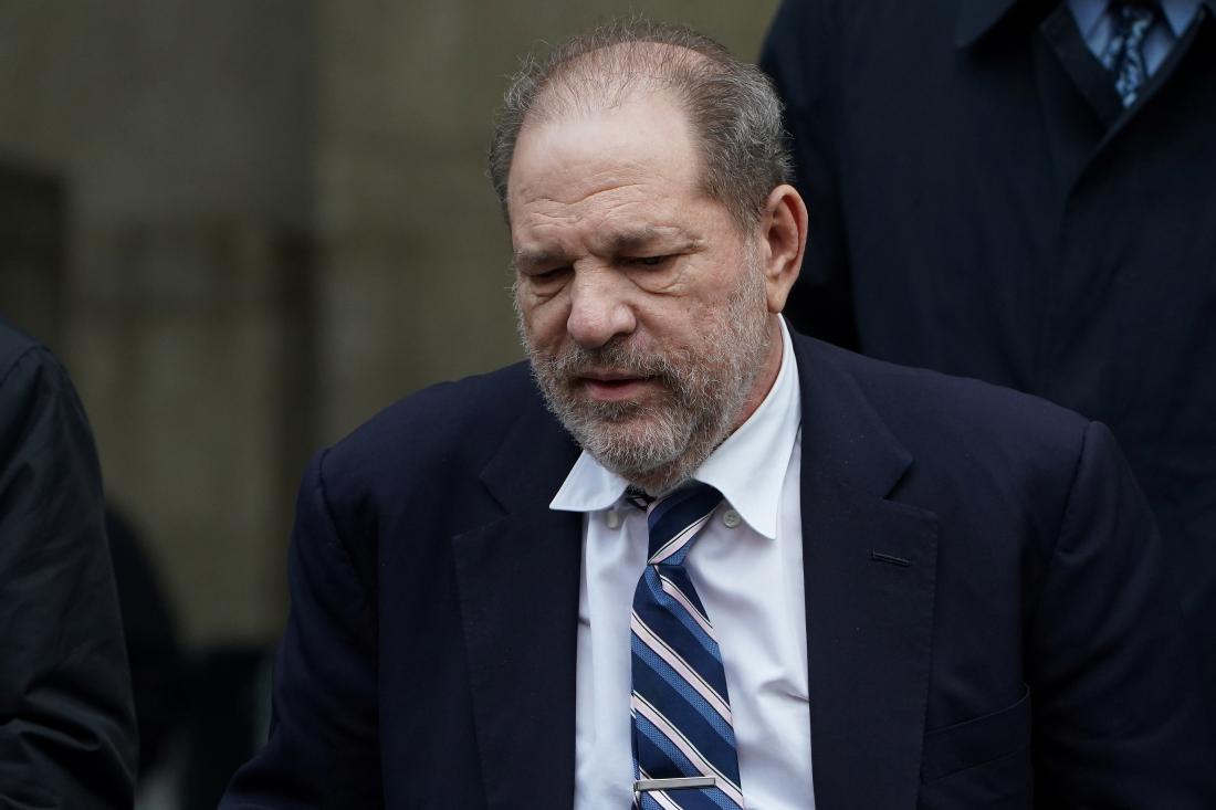 Harvey Weinstein v zaporu okužen s koronavirusom