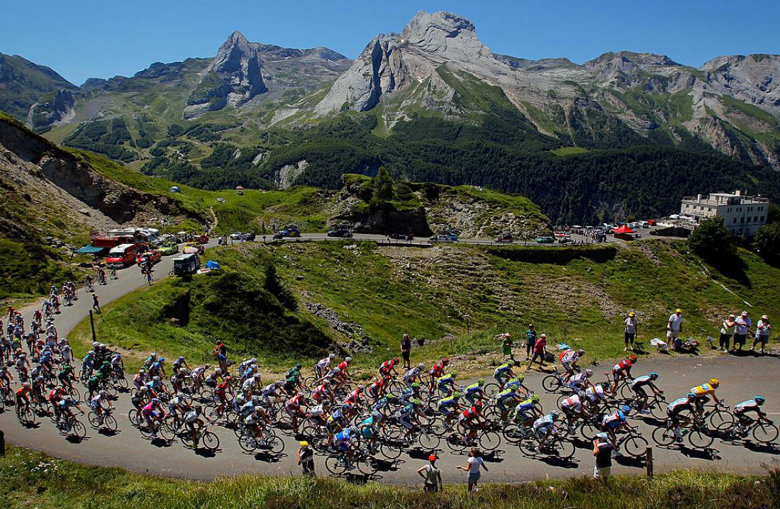 Vodič za dekleta: Tour de France 2020 in vse, kar morate vedeti o »francoski pentlji«