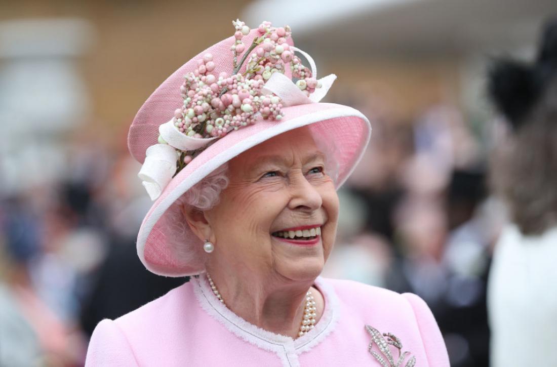 Skriti obraz kraljice Elizabete: Takšna je za zaprtimi vrati