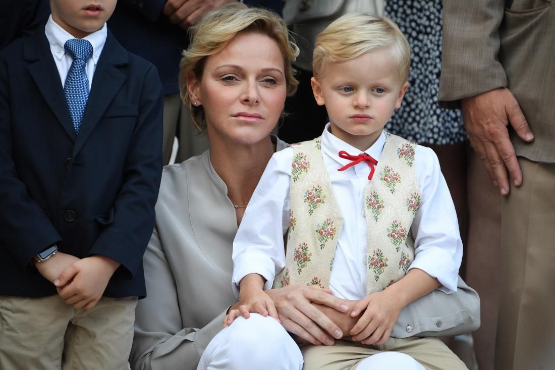 Žalostna princesa Charlene zamudila pomemben mejnik svojih otrok