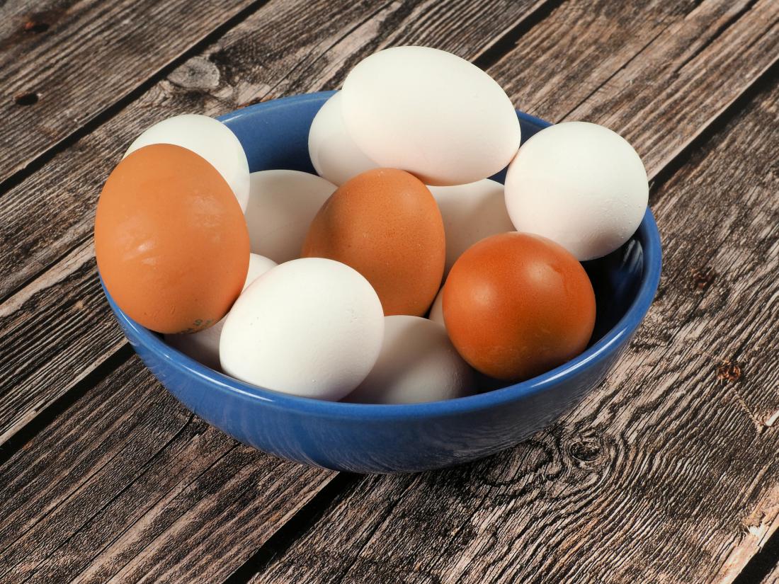 Super trik za beljenje jajc! In ali so to najlepši pirhi v Sloveniji ta hip?