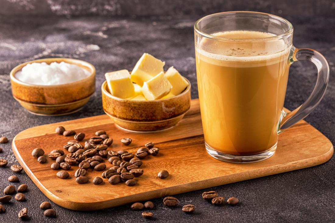 Hit po imenu bulletproof kava: kakšna je, zakaj je dobra in kako jo pripraviti