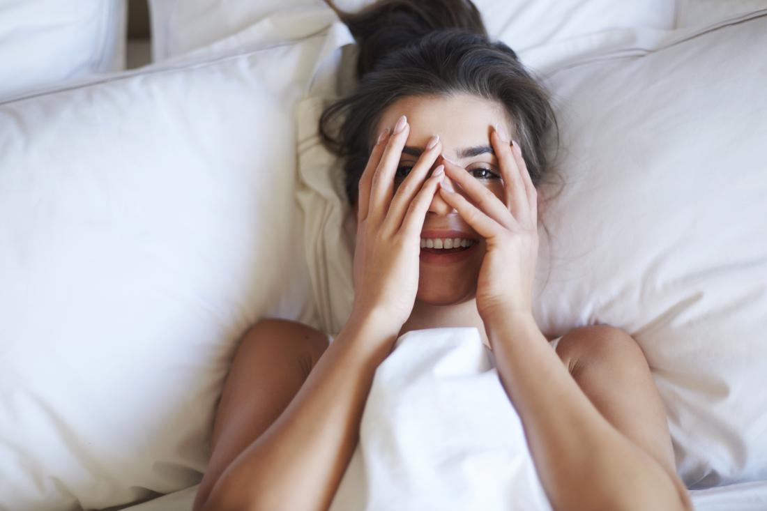 Biseksualci razkrili, kaj v postelji bolje počnejo ženske (in kaj bolj obvladajo moški)
